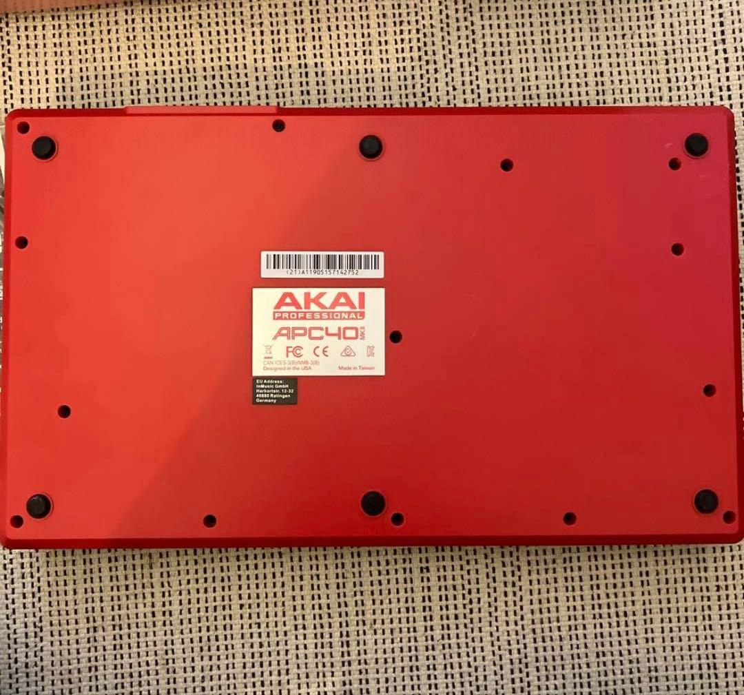 AKAI APC40 MIDIコントローラー