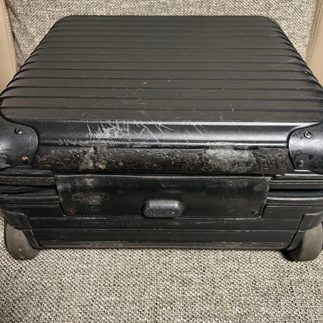 RIMOWA リモア　ブラック キャリーケース