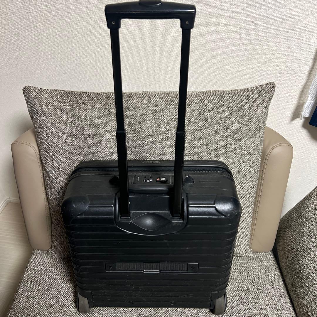RIMOWA リモア　ブラック キャリーケース