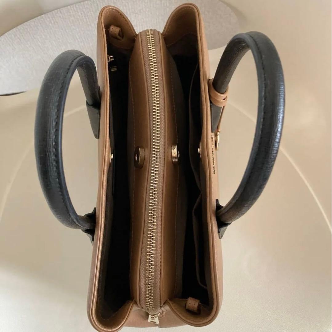週末お値下げ【美品】FURLA ツートン 2WAY レザー ハンドバッグ