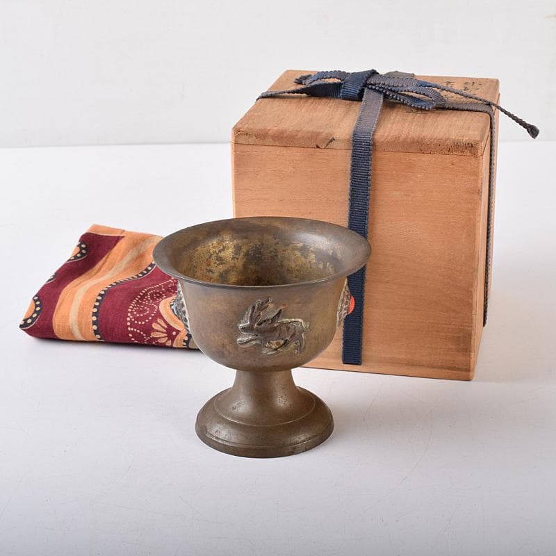 中国　古銅　鹿刻　玉石装飾　稀石嵌込　高足盃　杯　時代箱付　V　R8138