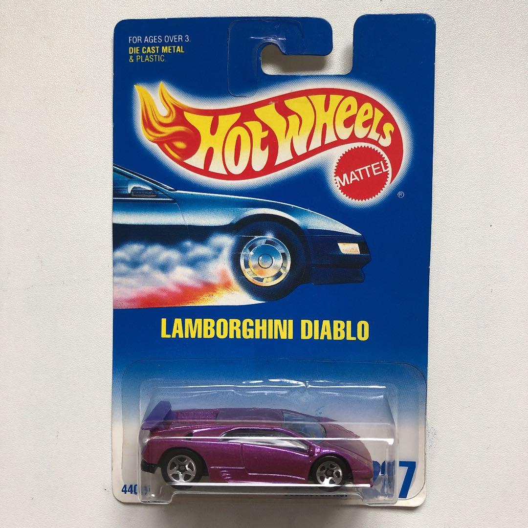 ホットウィール　ランボルギーニ　Ｖ１２モデル　４台セット　未開封品