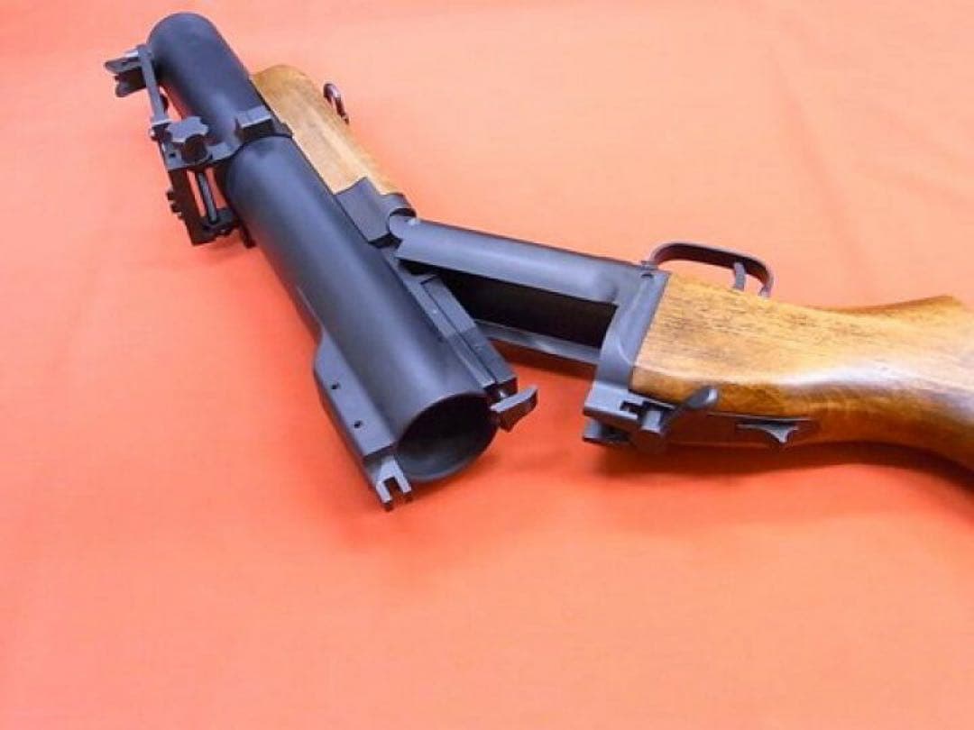 ガスガン 木製と金属製 モスカート付き