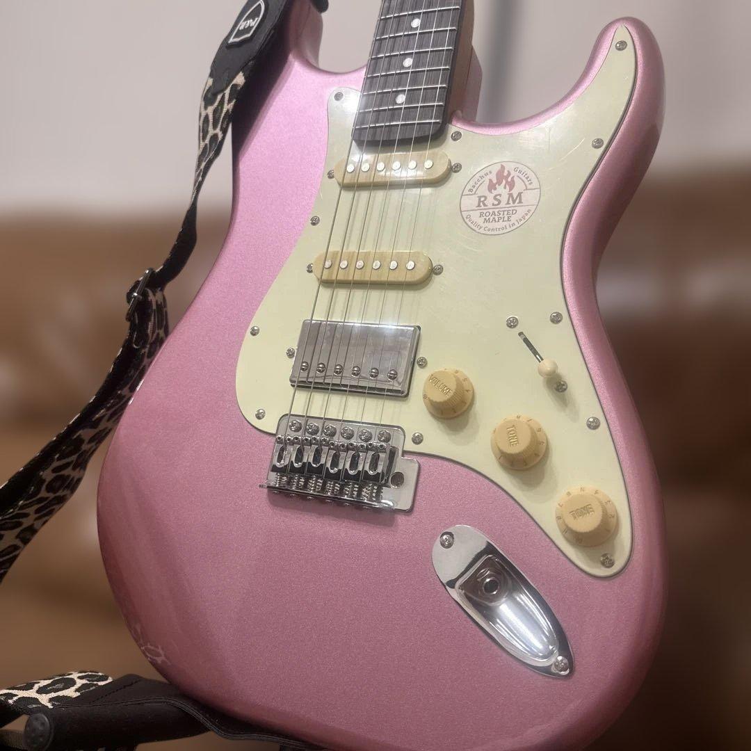 ほぼ未使用⭐︎バッカス BACCHUSエレキギターピンク初心者セット⭐︎