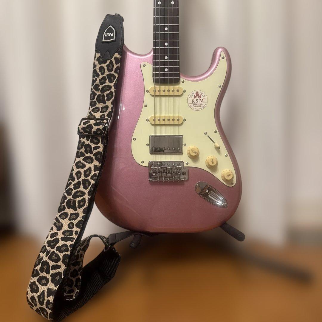 ほぼ未使用⭐︎バッカス BACCHUSエレキギターピンク初心者セット⭐︎