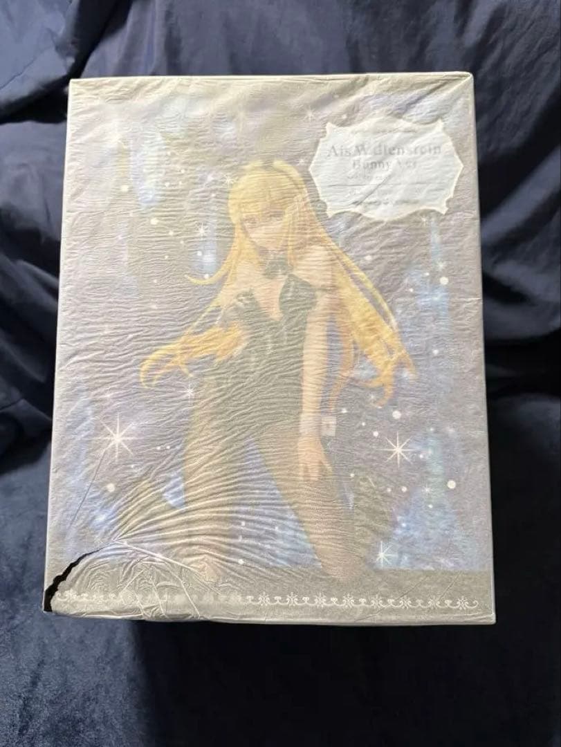 アイズ・ヴァレンシュタイン バニーVer 1/4 フィギュア FREEing