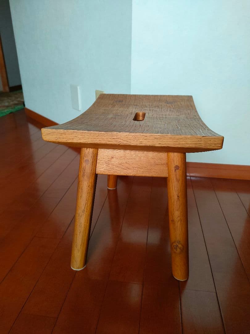 木製 曲線形状 スツール