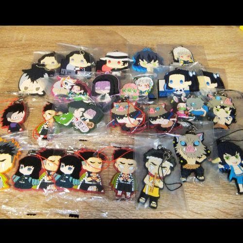 鬼滅の刃 キャラグッズ　胡蝶・煉獄・禰豆子・炭治郎 ほか▶バッチ・ラバー ほか