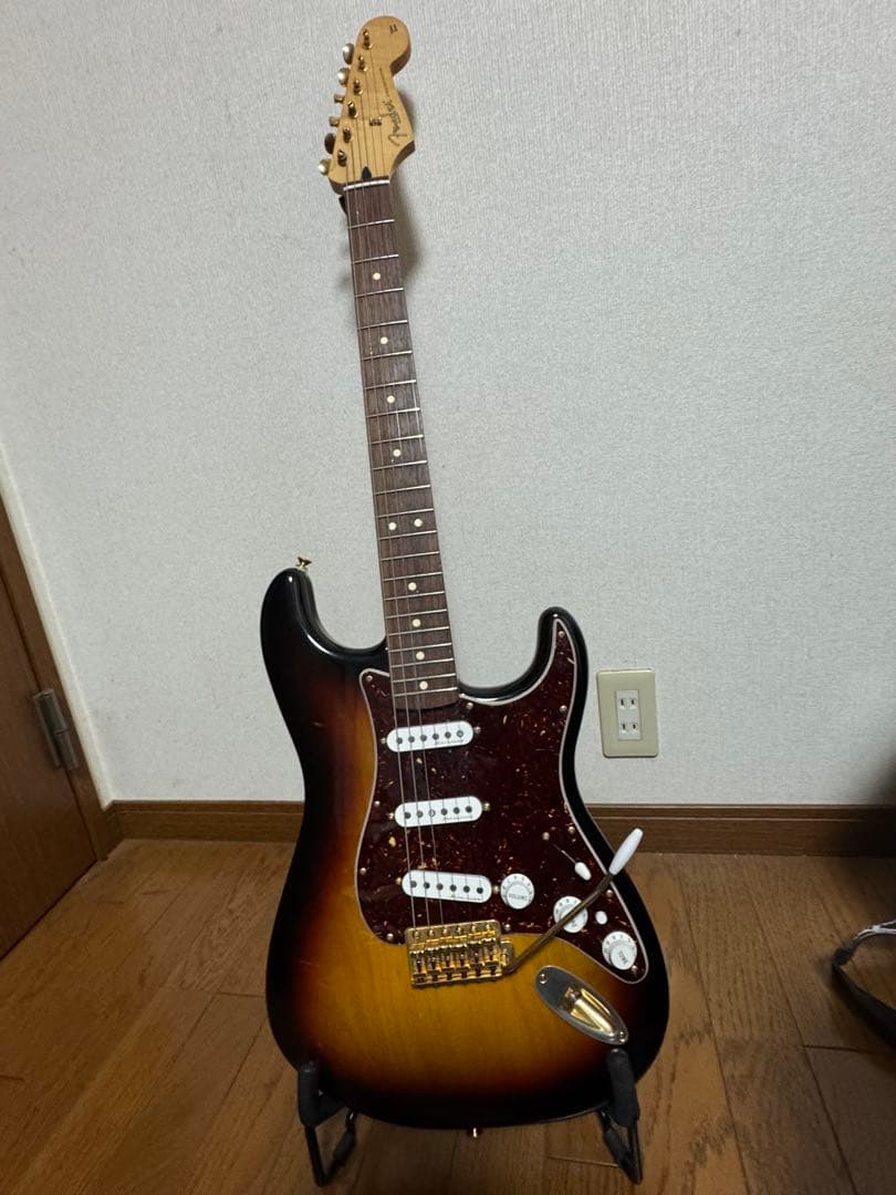 fender(フェンダー)ストラトキャスター サンバースト 美品
