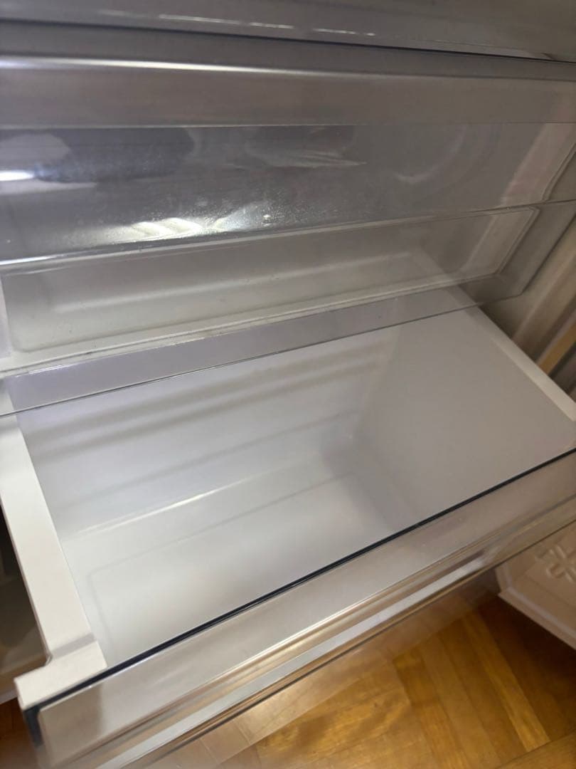 匿名配送　単身用　1人~2人暮らし　 ハイアール冷蔵庫　148ℓ ホワイト