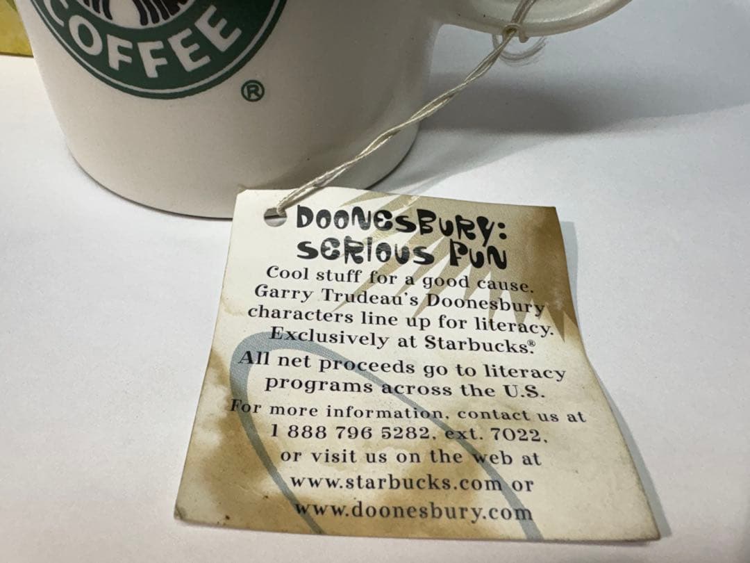 スターバックス フィギュア付きマグカップ　1500個限定　Starbucks