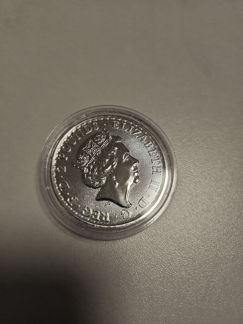 ブリタニア銀貨 1オンス 2021年製 クリアケース入り