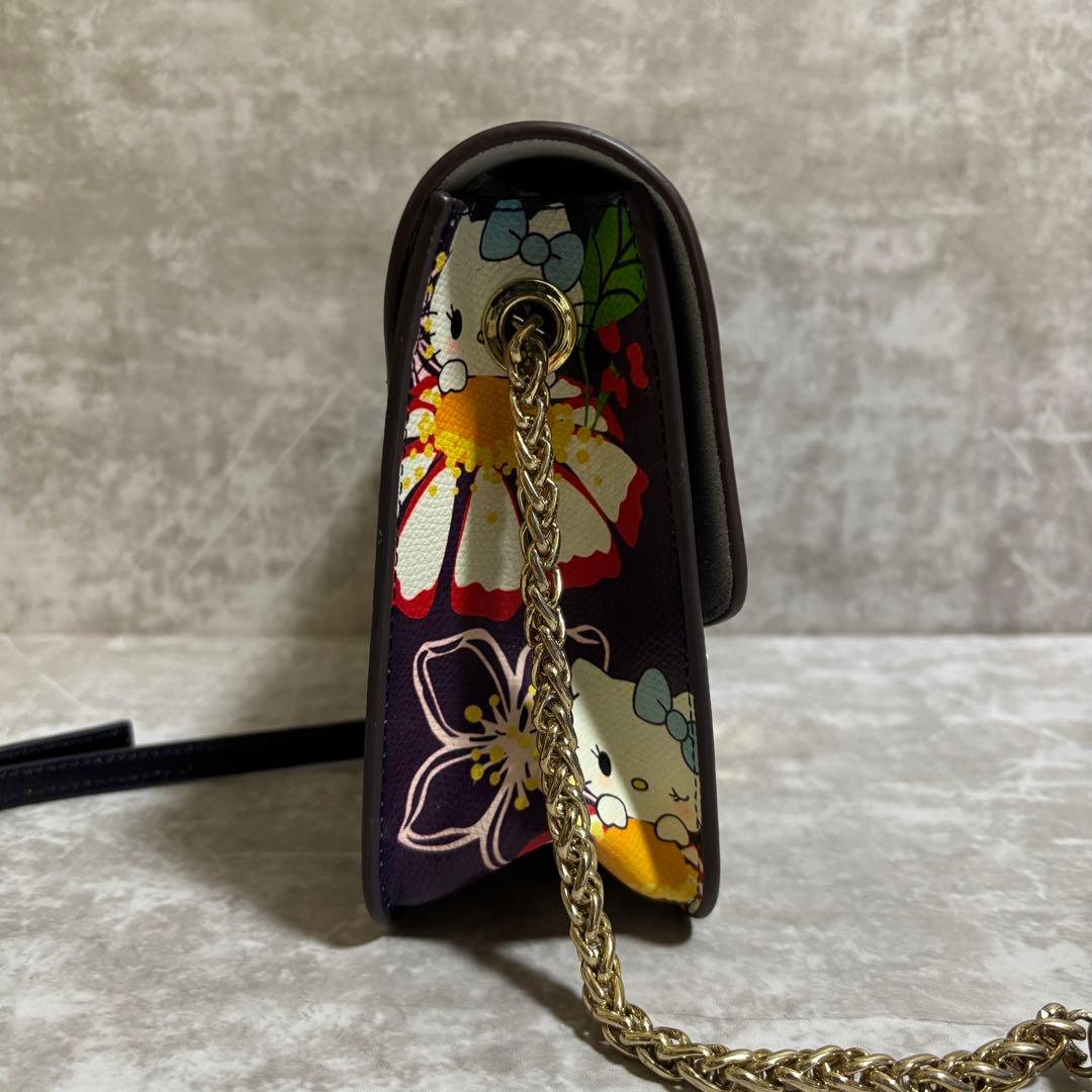 H250 美品✨FURLA フルラ　ショルダーバッグ　キティ　コラボ　チェーン