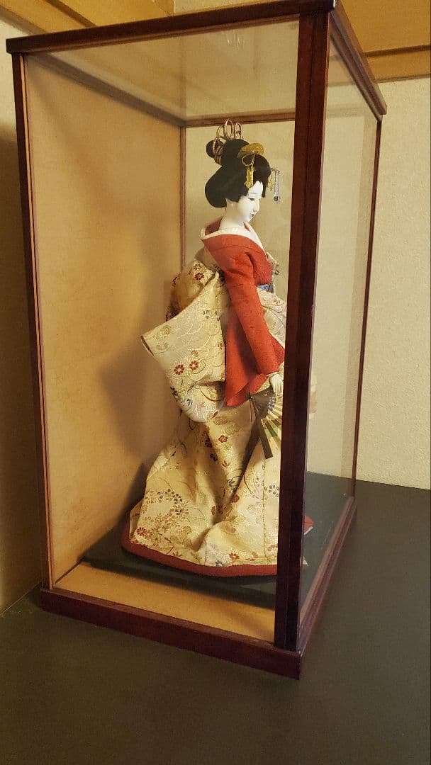 日本人形 舞妓 芸者 伝統工芸品 松寿 絹の着物 扇子 高さ50cm