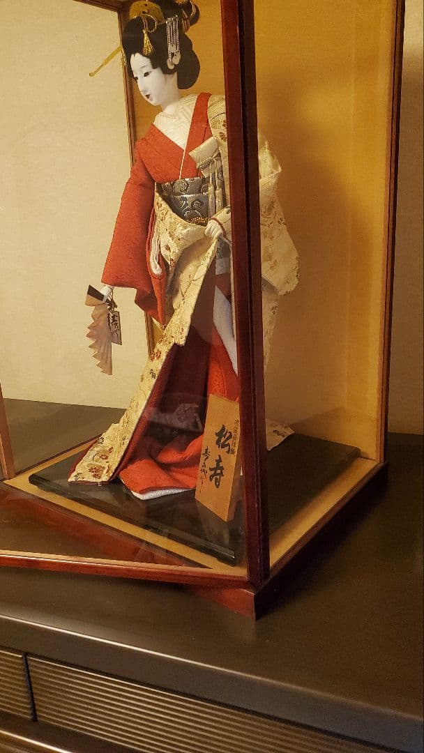 日本人形 舞妓 芸者 伝統工芸品 松寿 絹の着物 扇子 高さ50cm
