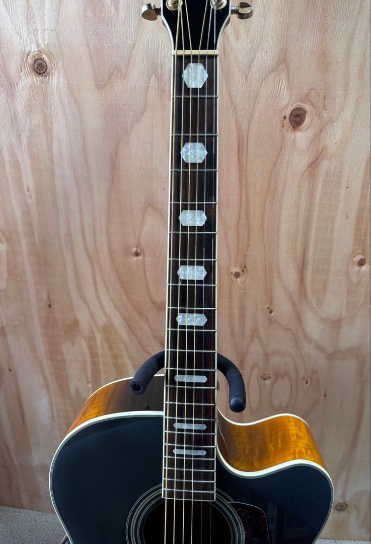 トップ単板Cort CJ3Vフレイムメイプルサイド、バック 音量大きめ 美品