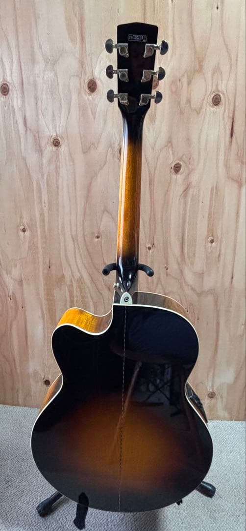 トップ単板Cort CJ3Vフレイムメイプルサイド、バック 音量大きめ 美品