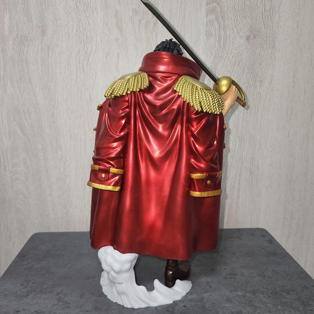 バンプレくじ　C賞　ロジャーフィギュア