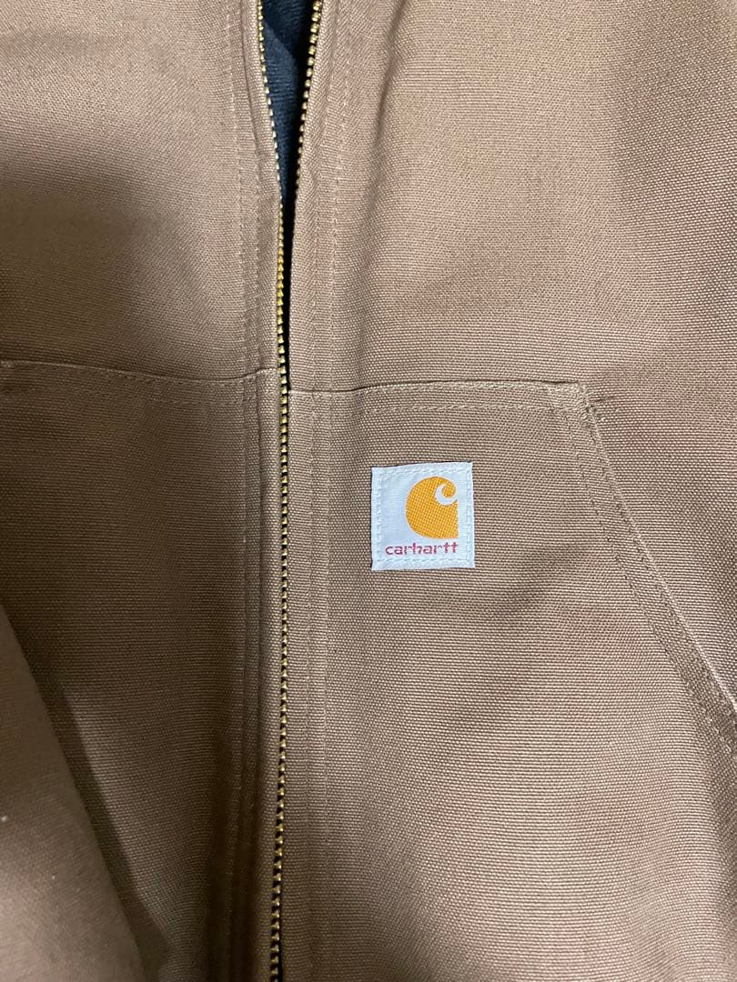 Carhartt WIPフード付きブラウンジャケット　ＳサイズUSA規格
