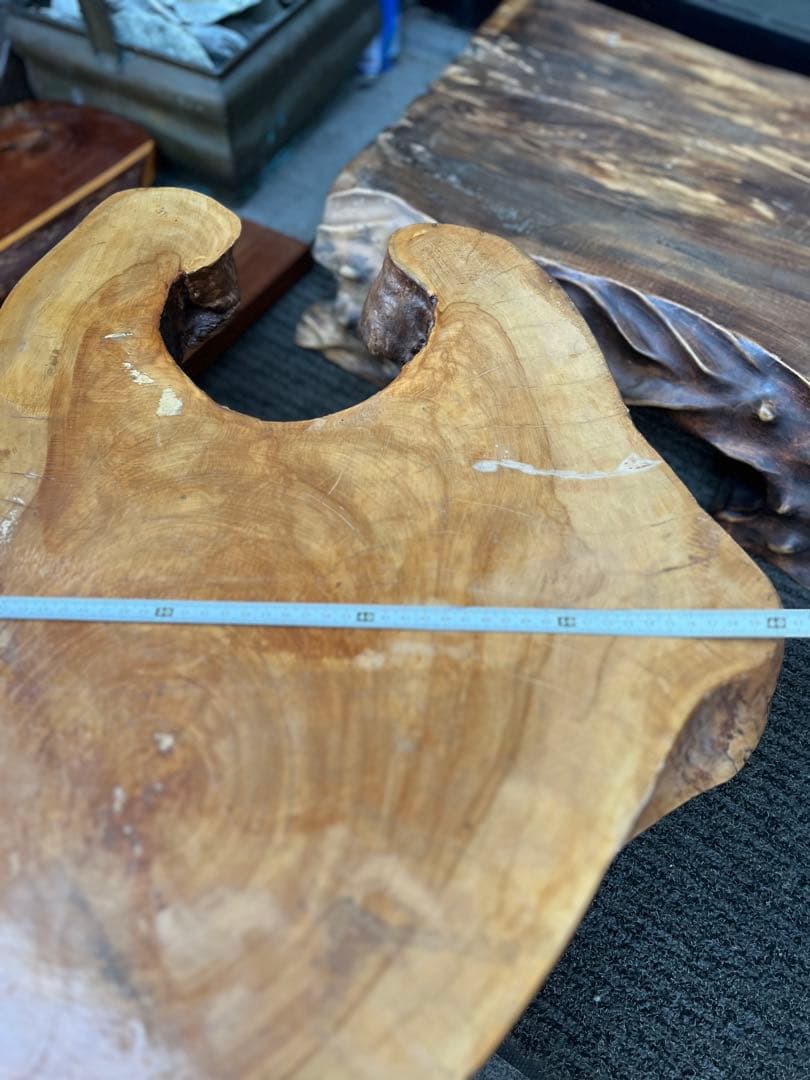 切り株座卓、木株座卓、ゴブのテーブル、鑑賞台、飾り台、タイヤ付き座卓