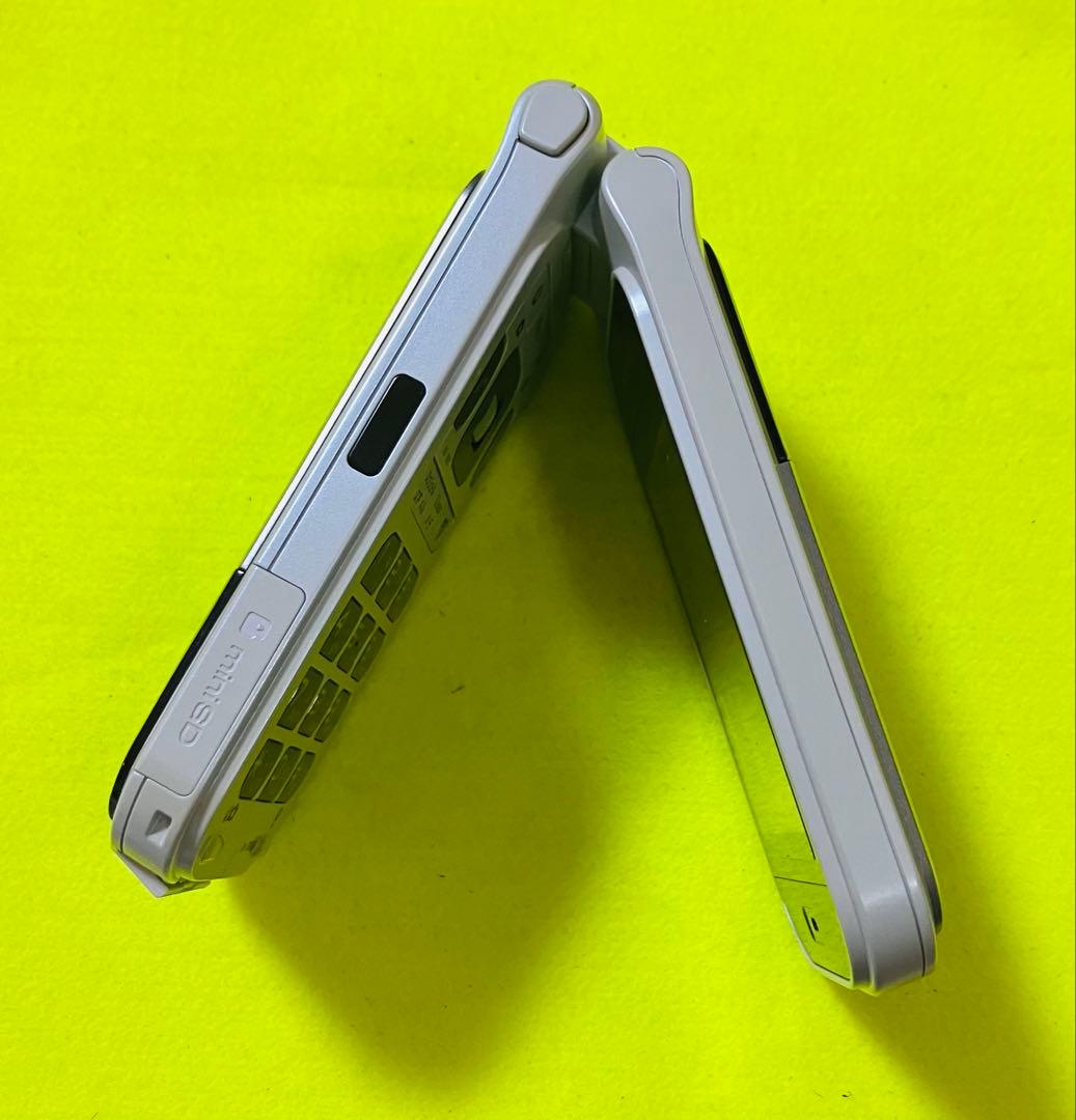 美品　ガラケーV603T