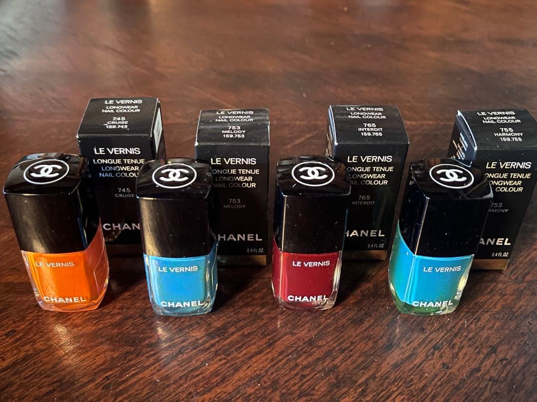 新品未使用品　シャネル ヴェルニ 夏カラー4本セット