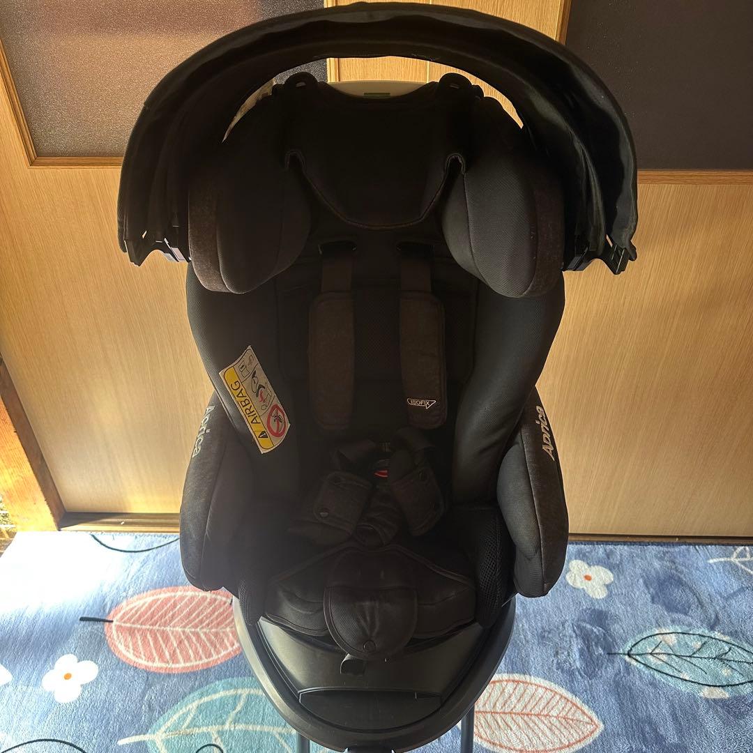 アップリカフラディアグロウ ISOFIX 回転 ピュアブラック93505