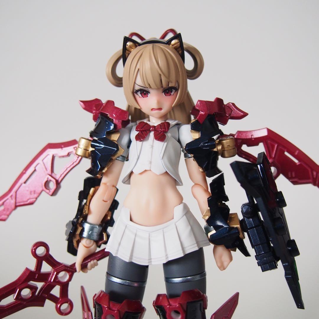 バスタードール　ナイト　ダークネスクロウ　全塗装完成品　メガミデバイス