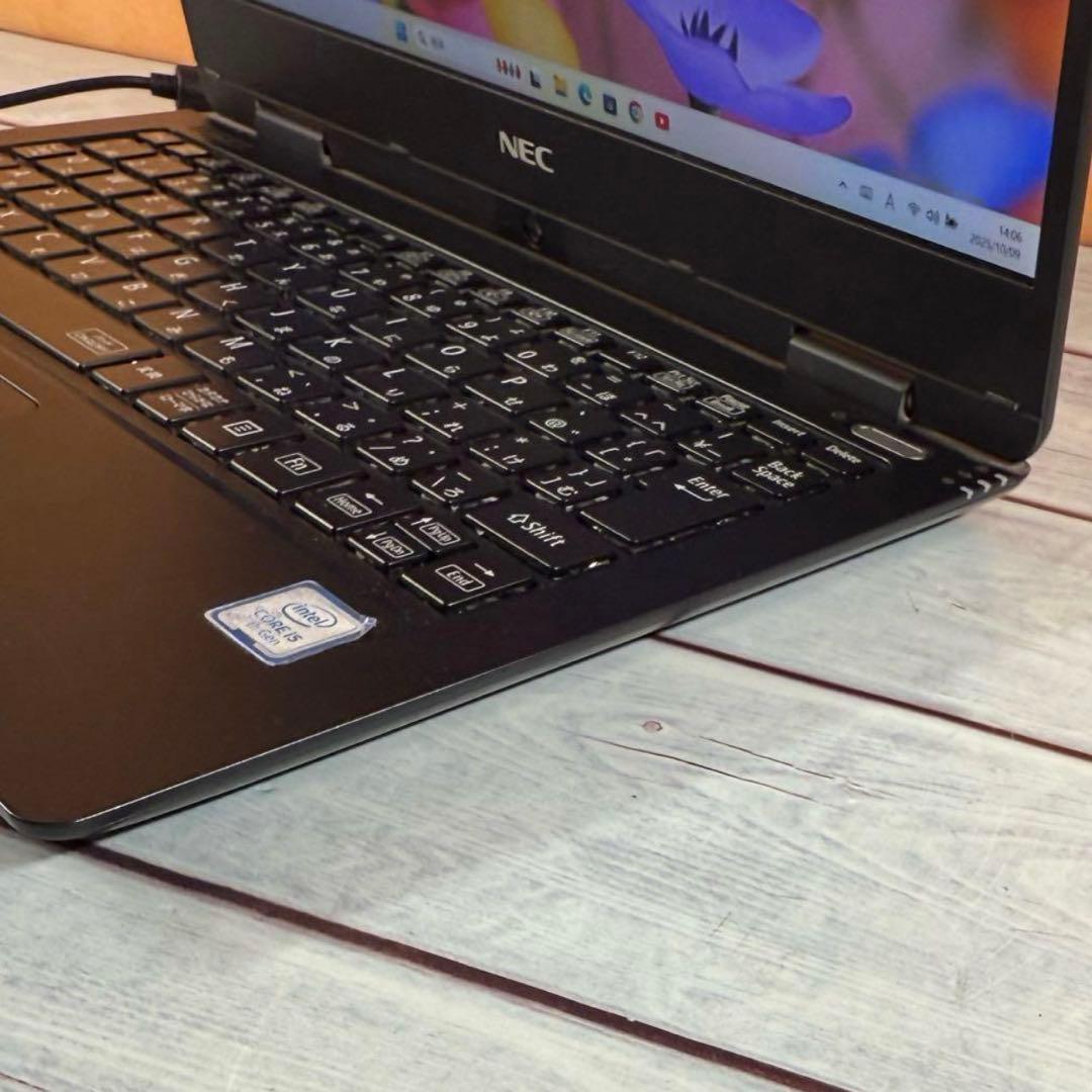 特価❣️薄型ノートパソコン☘️フルHD☘️第7世代Corei5☘️メモリ8GB☘️SSD