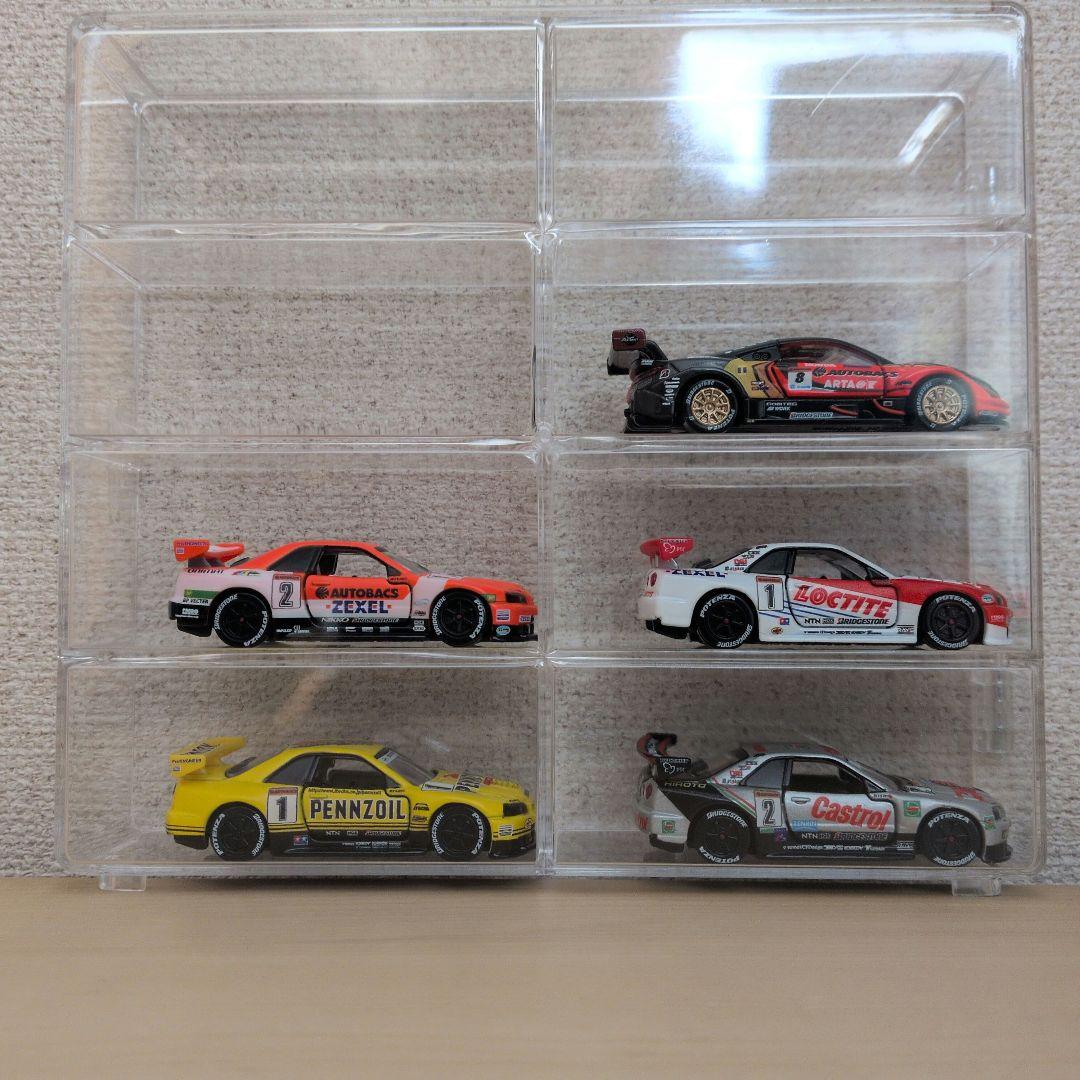 トミカプレミアムレーシング5台セット 透明ケース8台分付