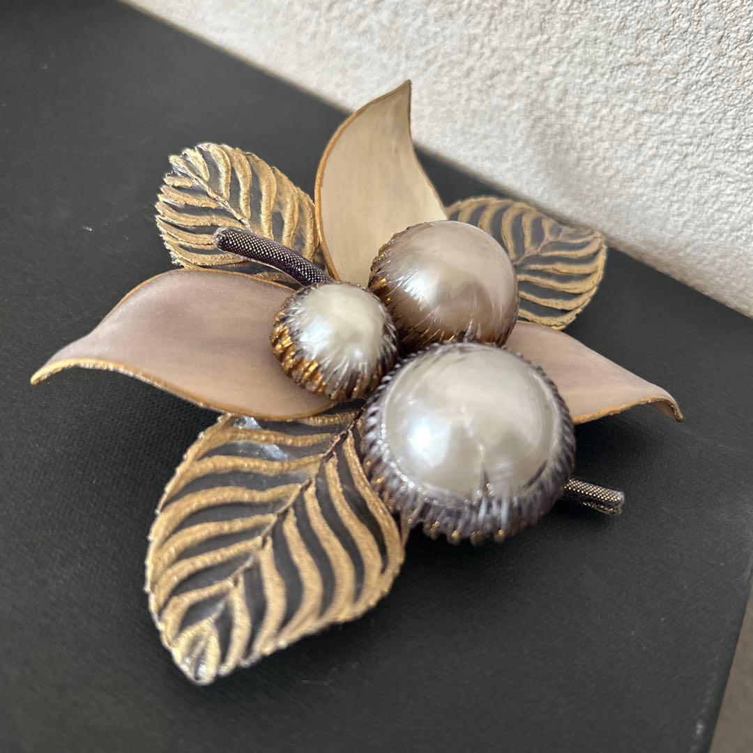 シレアパリ Cilea Paris ブローチ コサージュ ゴールド系 花