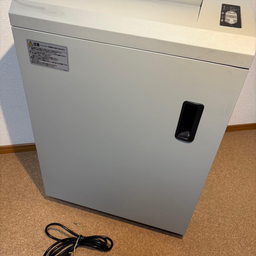 【美品】サンワサプライ シュレッダー 業務用 A3/A4 400-PSD051