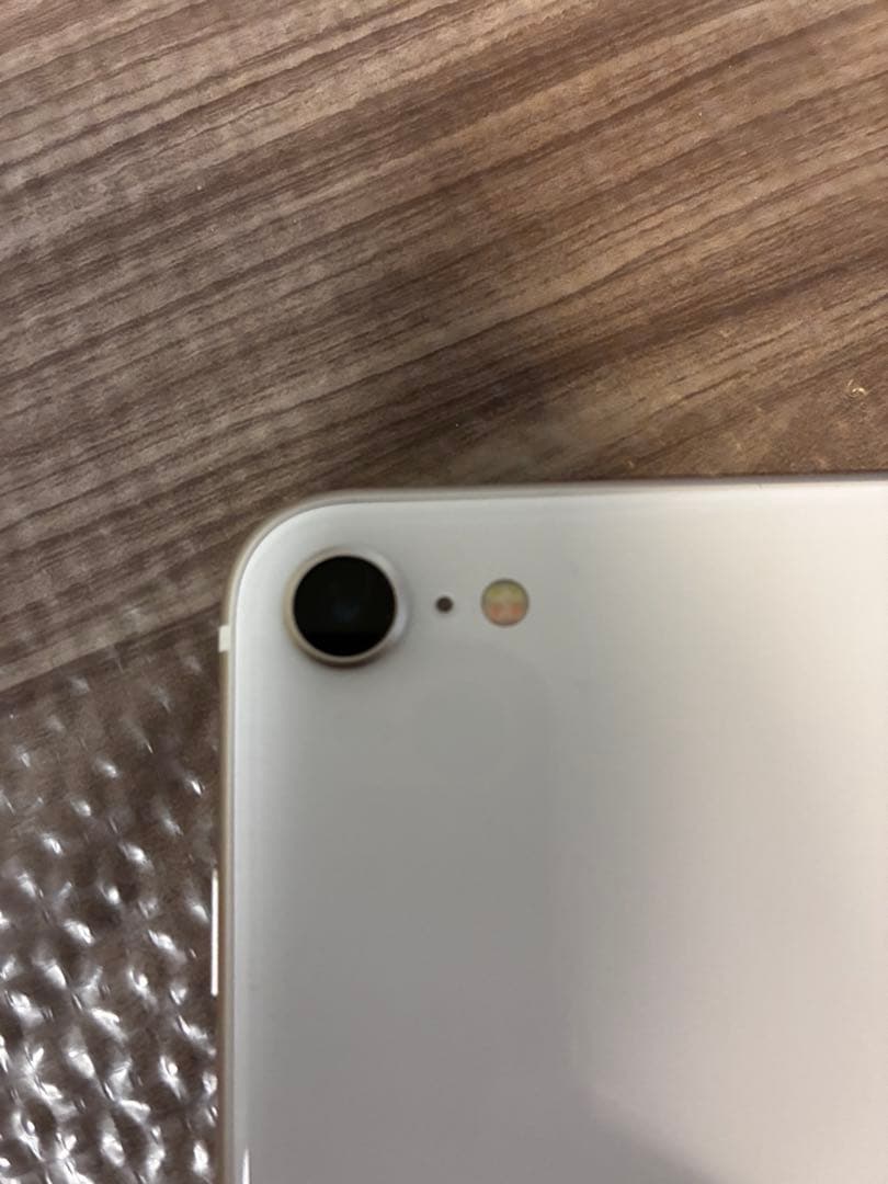 Apple iPhone SE (第3世代) ホワイト 本体 64GB