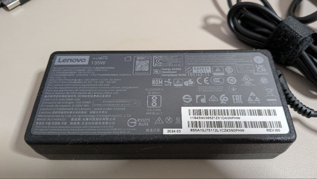 ThinkPad ハイブリッドUSB Type-C/Type-Aドック dock