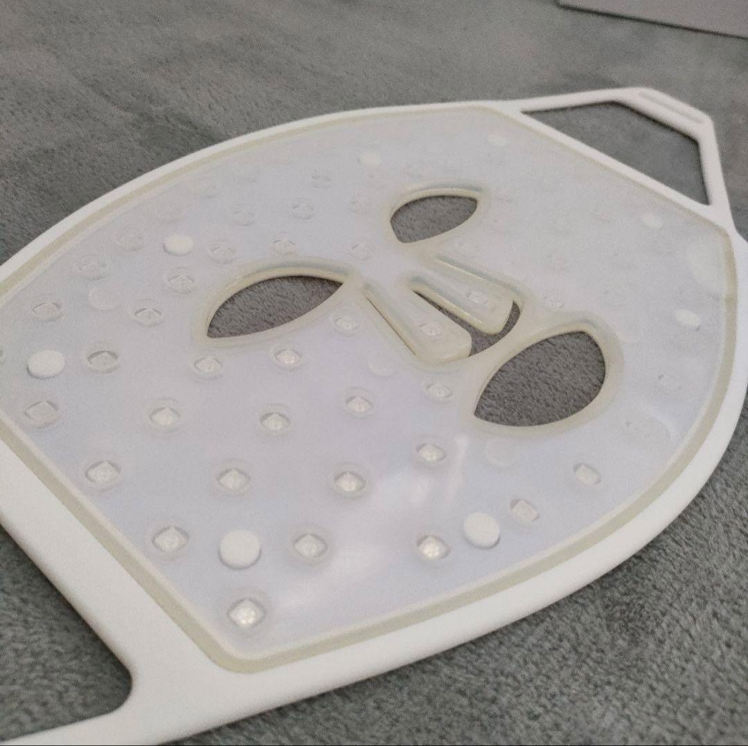 極美品　CURRENTBODY LEDライトセラピー マスク