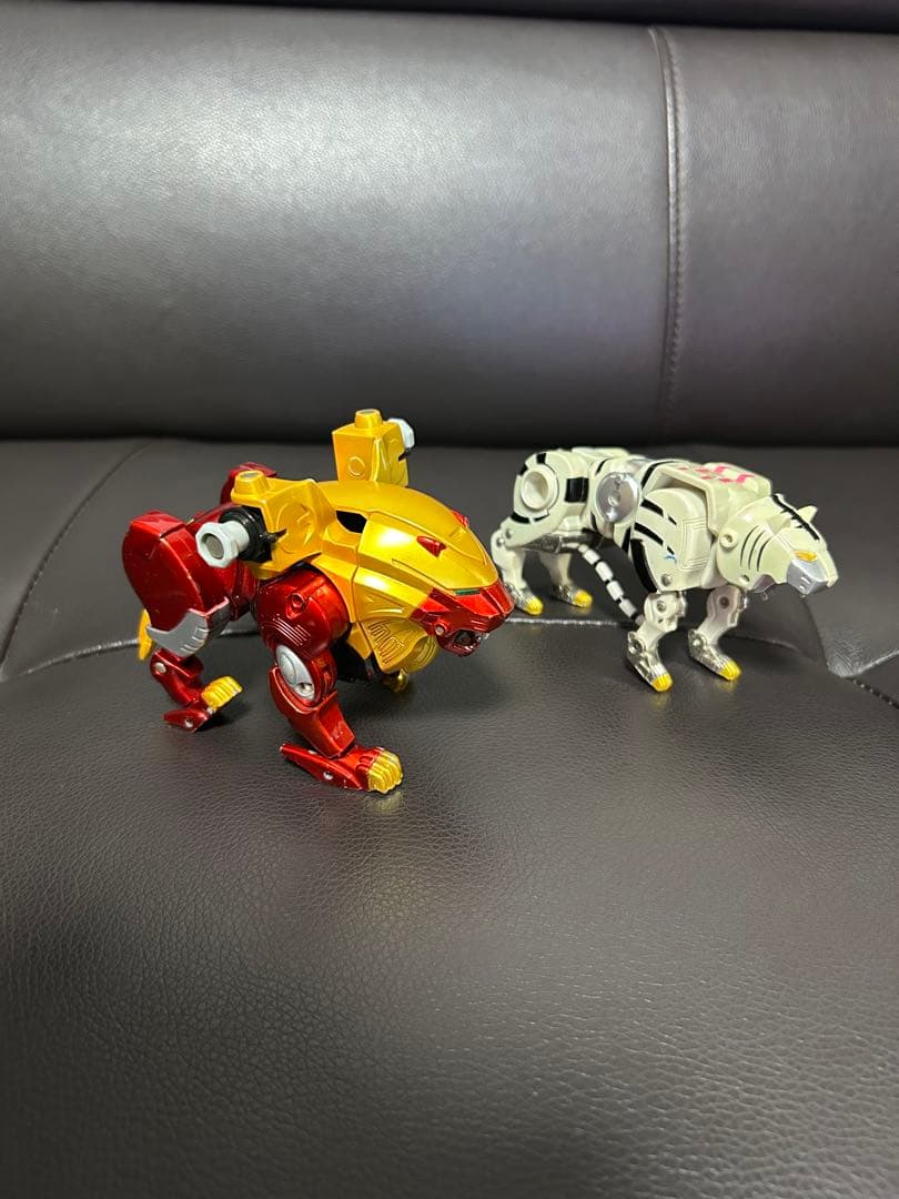 百獣戦隊ガオレンジャー　ロボット　『ガオキング』➕　『ガオエレファント』