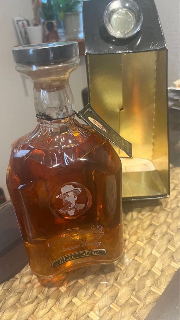 Jack Daniel's ウイスキー 750ml デカンタ型