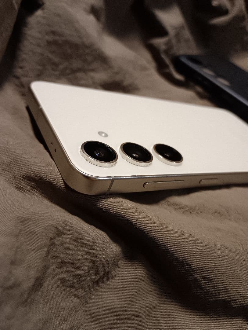 国内版／SIMフリー超美品　Galaxy S24　おまけ付き