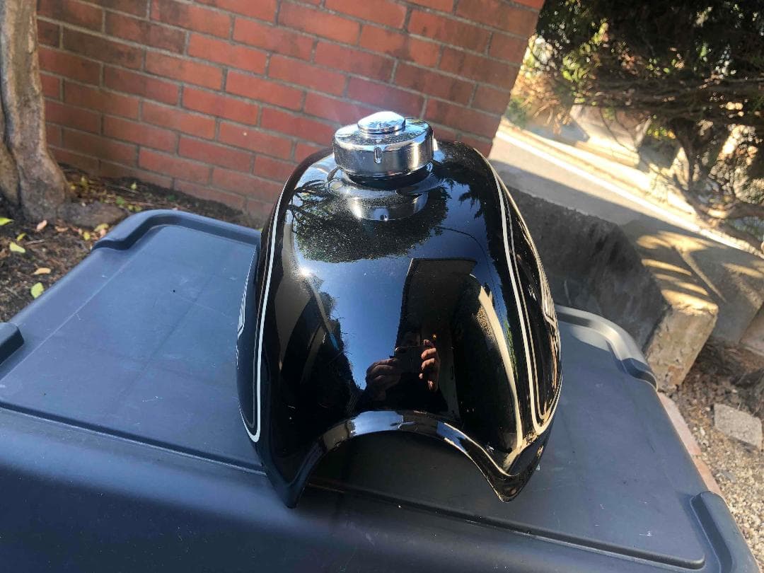 HONDA モンキー　ガソリンタンク　Fi 用ですがキャブにて使用可能