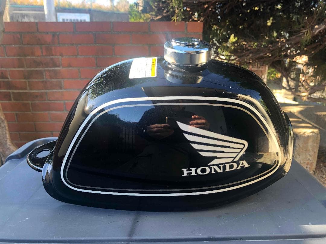 HONDA モンキー　ガソリンタンク　Fi 用ですがキャブにて使用可能