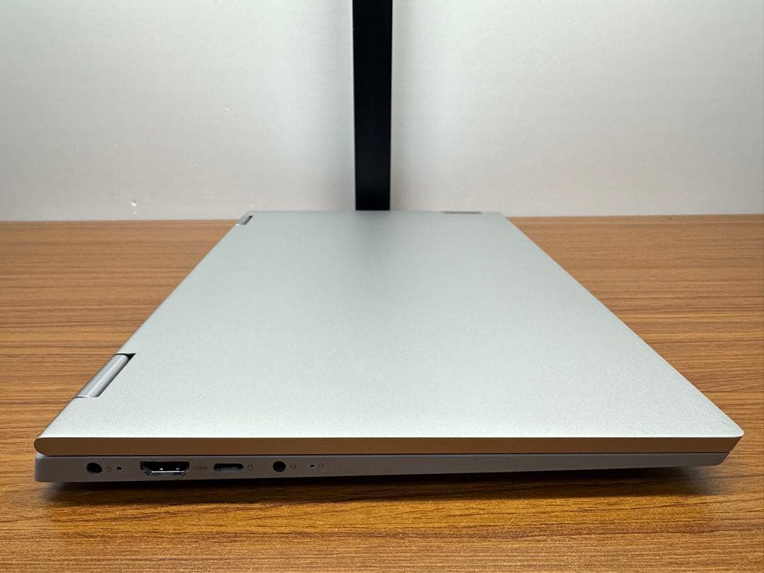 4.Lenovo flex 5 i7-1165G7 16Gb 512Gb タッチ