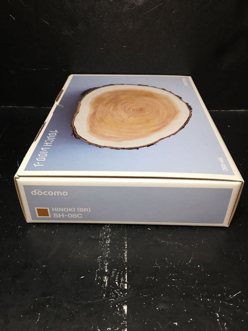 docomo ドコモ　SH-08C タッチウッド　ヒノキ
