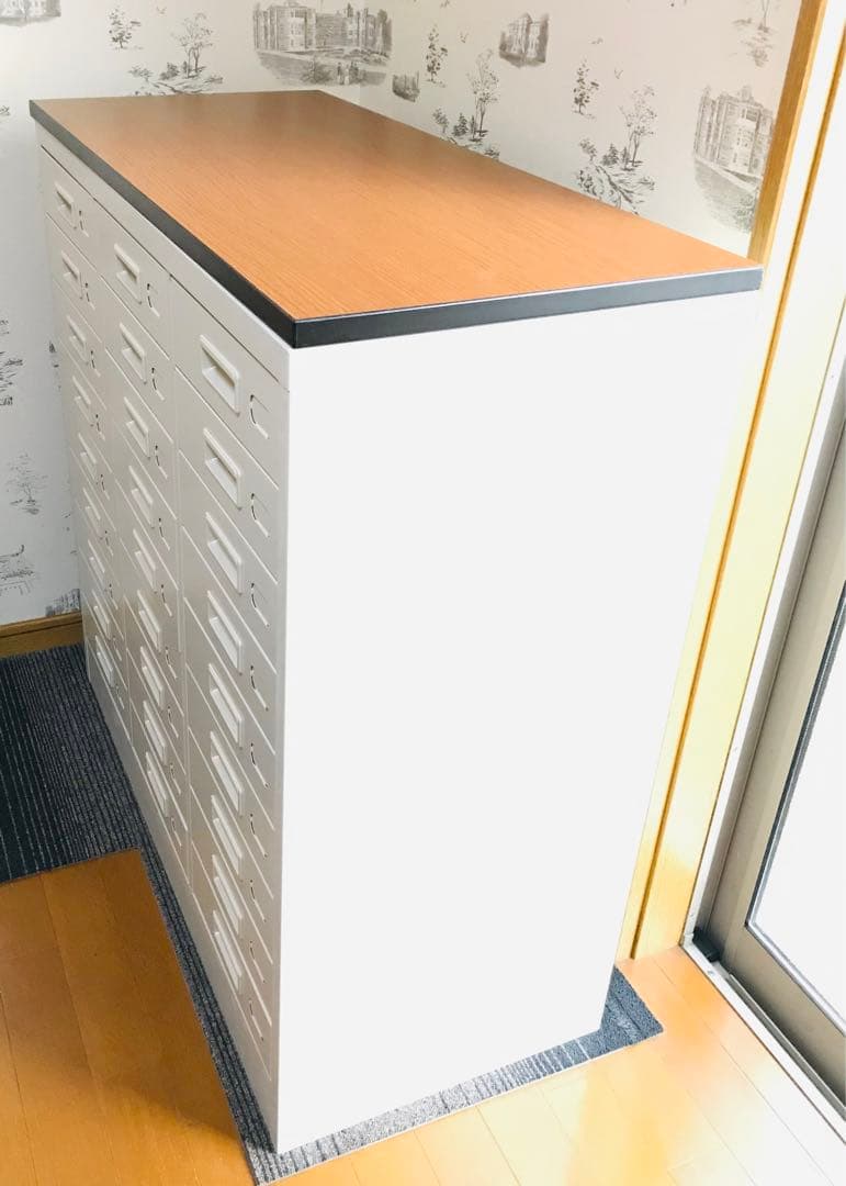 【こ*ん】多段スチール製キャビネット 27杯引き出し A4収納/天板付き