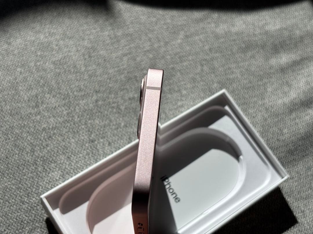 【美品】iPhone13 本体 ピンク