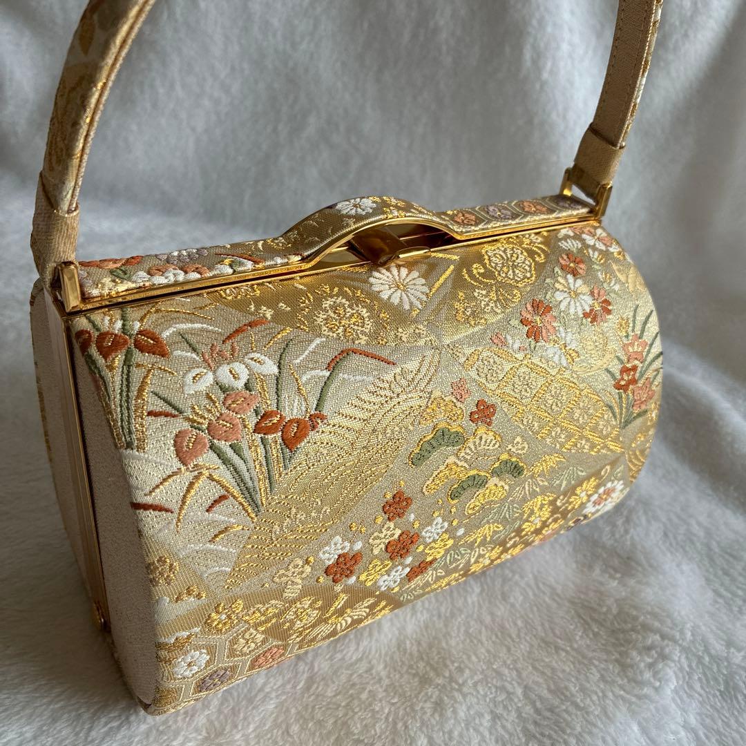 美品　和装バック　織柄豪華な格式あるバック　若い方向け　成人式　振袖　晴れの日