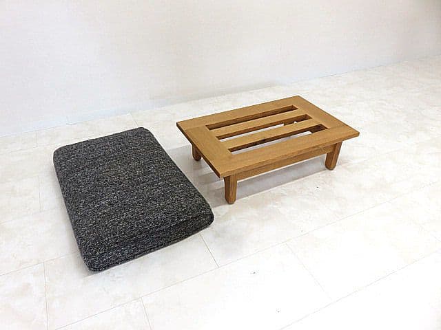 展示品　飛騨産業/キツツキ　「森のことば」オーク無垢材スツール　SN14S