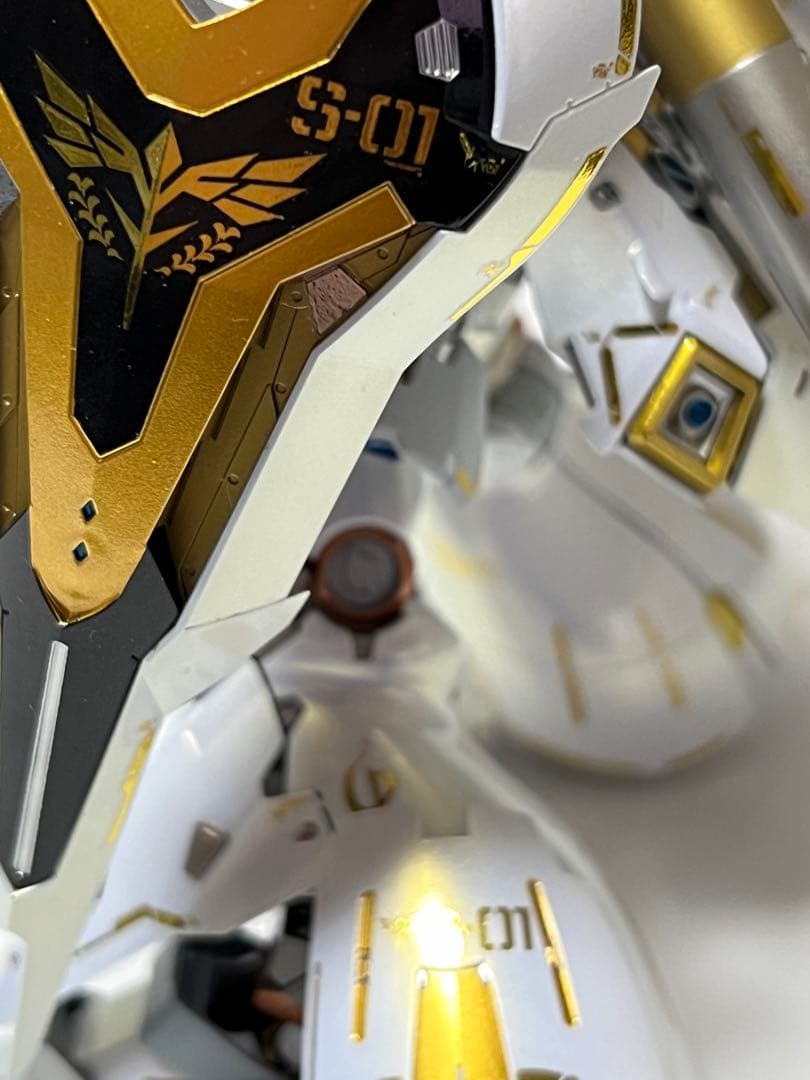 ガンプラ RG 1/144 サザビー 塗装完成品