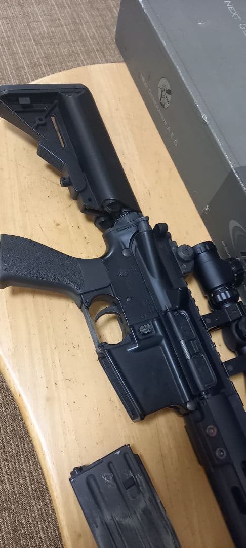 東京マルイ 次世代電動ガン スコープ付き