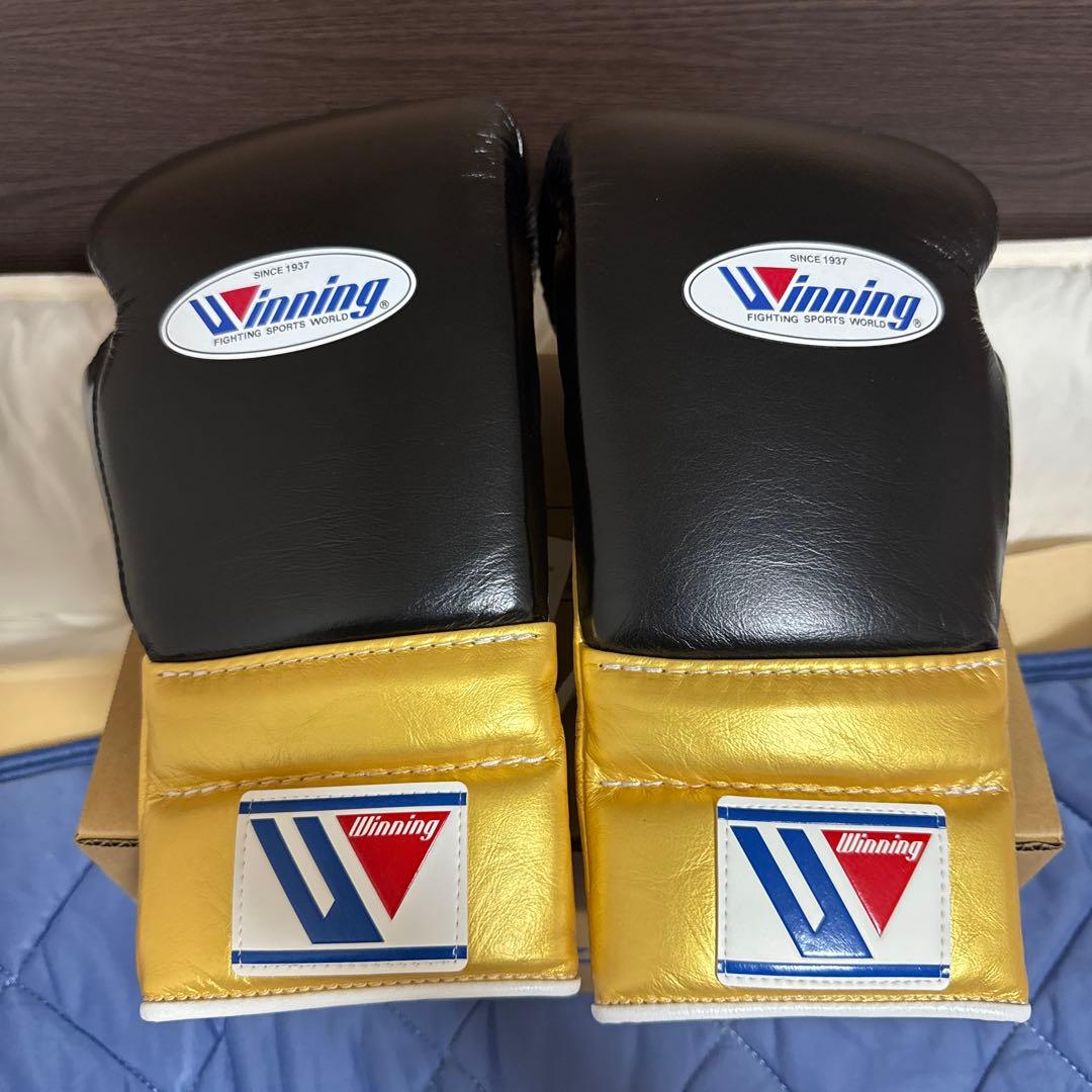 ウイニング winning ボクシンググローブ　14オンス　黒/金