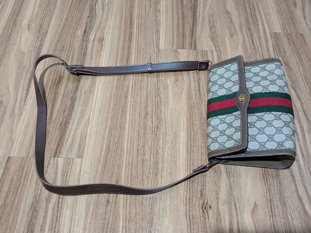 雪*様 GUCCI グッチ クラッチバッグ GG柄 シェリーライン セカンド 茶